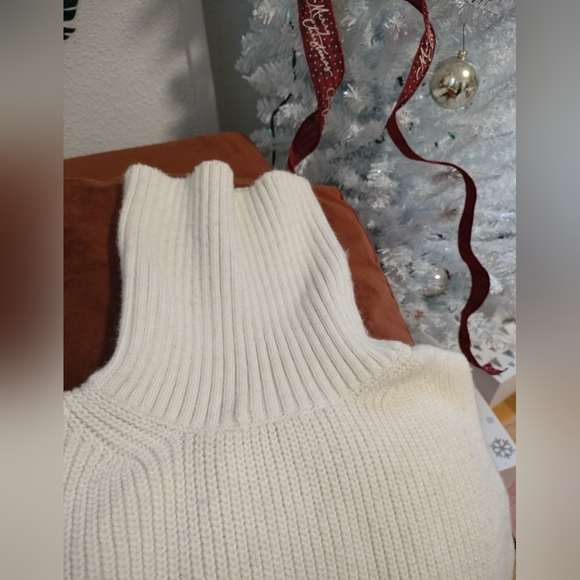 H&M White Dickie Sweater - Picture 10 of 12